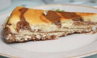Творожный торт из печенья с шоколадом в духовке Зебра