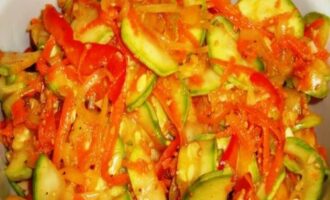 Кабачки по-корейски на зиму рецепт с морковью и болгарским перцем-3